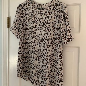 Women’s short sleeve Blouse